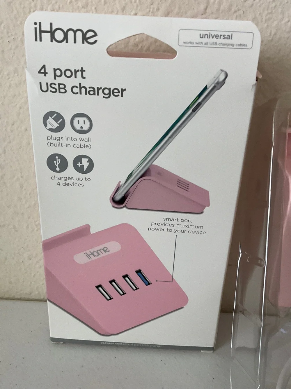 iHome 4-Port USB Charging Station in Pink